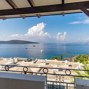 Standard Double or Twin Room Sea View